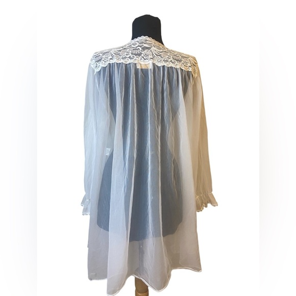 Vintage Barbizon Sheer White Lace Embroidered Peignoir/Robe Medium - Picture 4 of 10